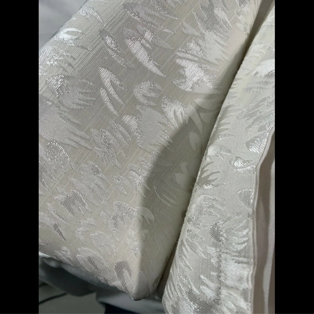 NIB $370 [ Full / Queen ]‎ Duvet Cover for Hotel Collection Plume